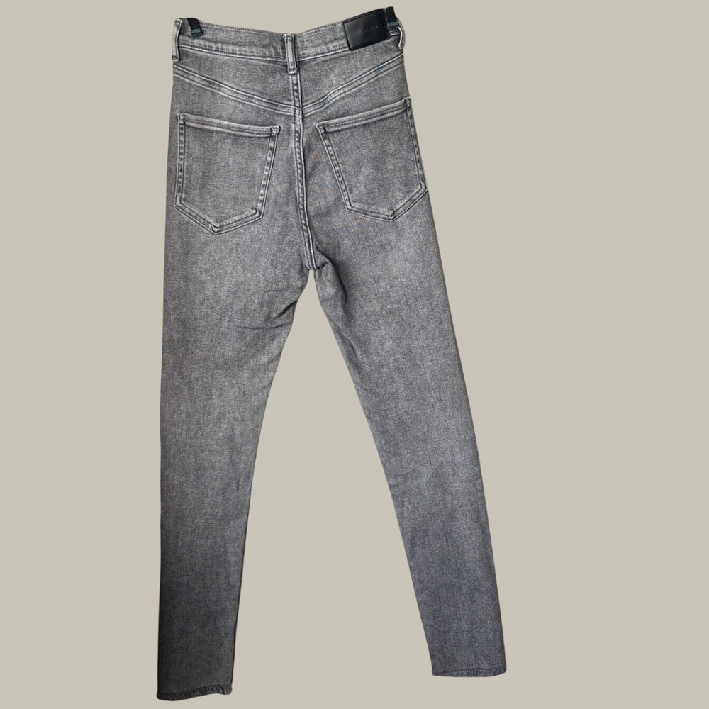 Express Jeans Women's 0/R Grey Wash Skinny Súper High Rise Jeans